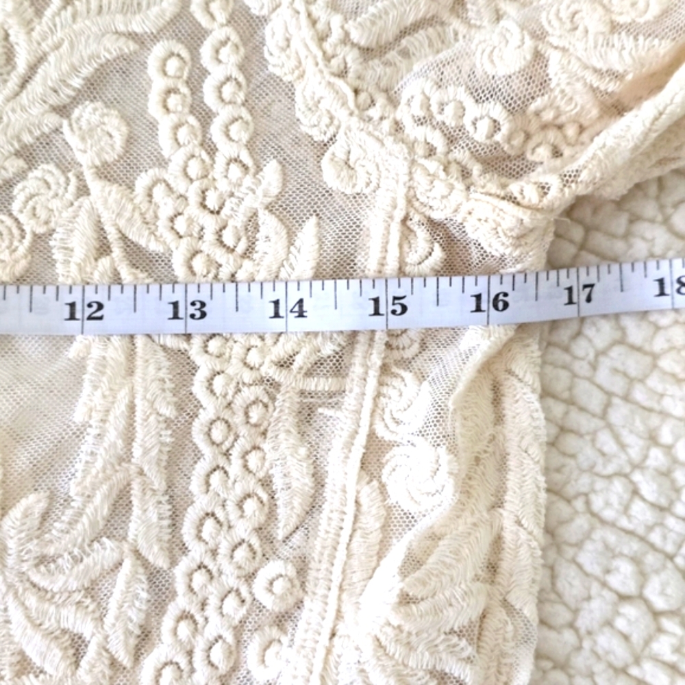 Express Cream Lace Women's Top size XS - Picture 8 of 13